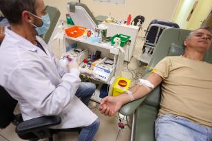 Hemepar reforça importância de doadores de sangue manterem a constância
