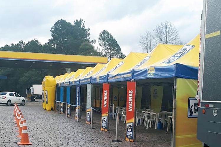 Sesa realiza ação para caminhoneiros, motoristas e viajantes em Campina Grande do Sul