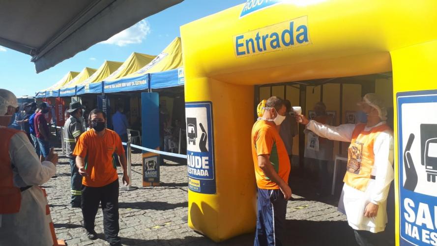 Segue a ação de prevenção para caminhoneiros e motoristas nas rodovias do Estado