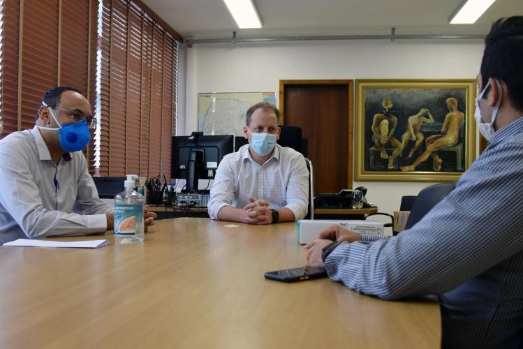 Sesa recebe testes rápidos de empresa em parceria com o Tecpar