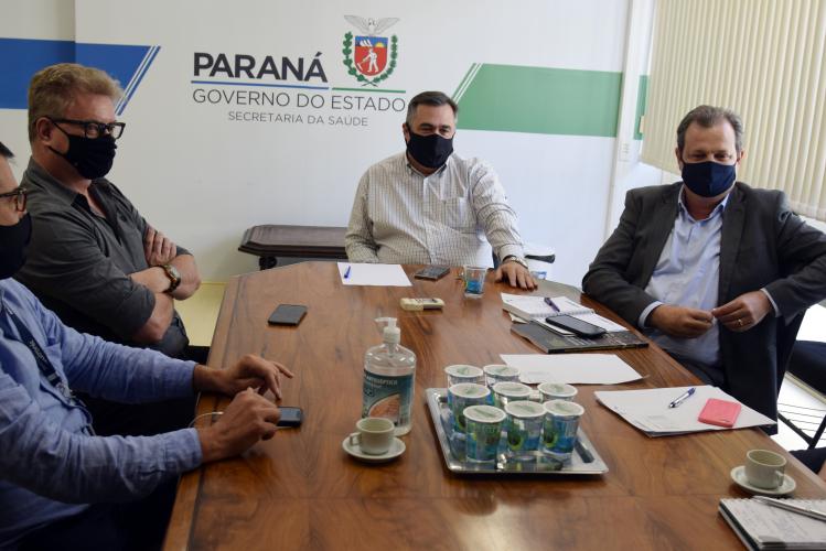 Sesa e Seti recebem nova diretoria do HU UEPG