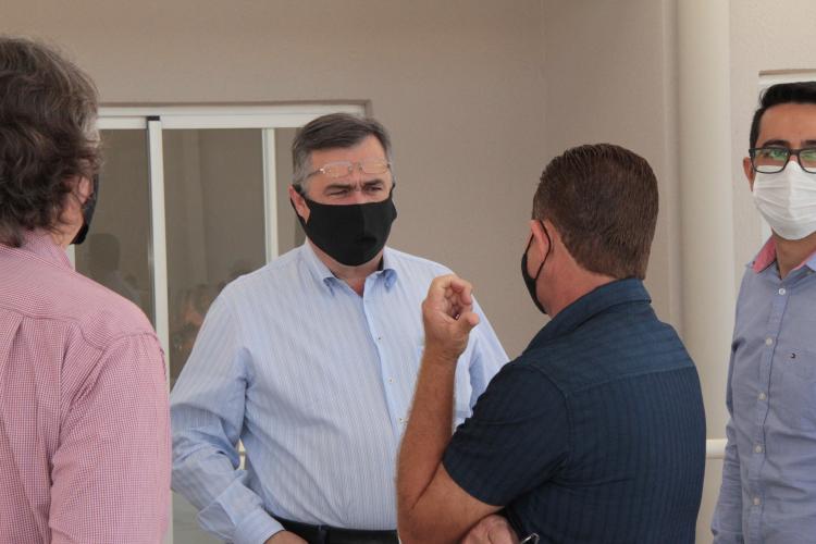 Sesa entrega equipamentos, veículo e inaugura Unidade de Saúde da Família em Munhoz de Mello