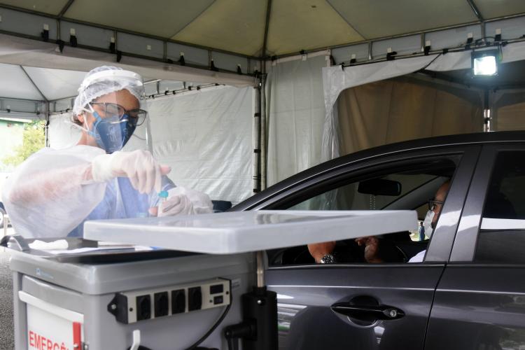 Paraná se destaca na estratégia de testagem para a Covid-19