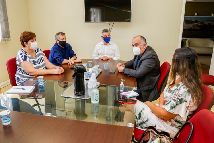 Sesa e prefeitura de Piraquara alinham planejamento para a reestruturação do Hospital de Dermatologia