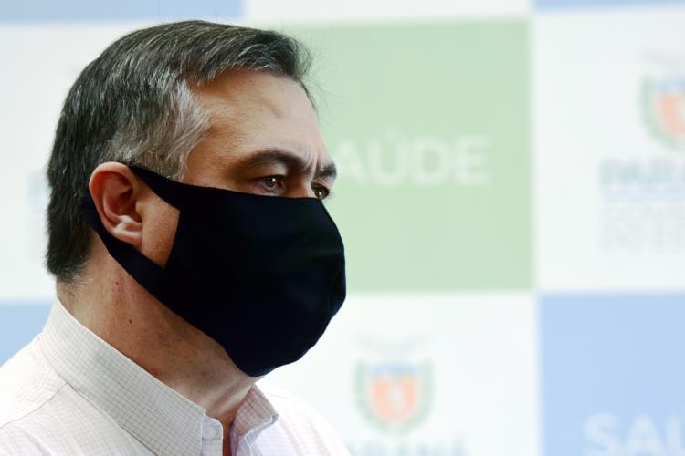 “Não há ambiente livre da Covid-19”, alerta o secretário Beto Preto