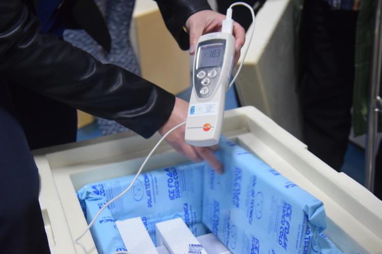 Novo lote de vacinas da Pfizer será distribuído para Capital e Interior do Paraná