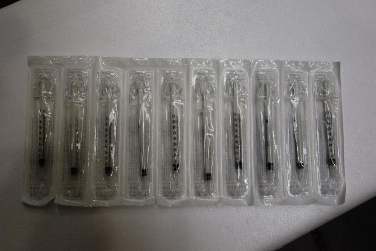 Sesa distribui novas seringas para Curitiba e remessa de insumos para vacinação no Estado chega a 1,9 milhão em dois dias