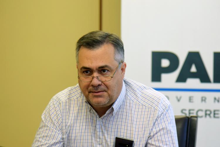 Secretário apresenta nova metodologia de distribuição de vacinas para municípios