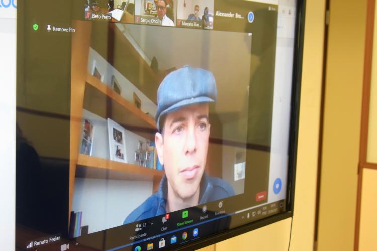 Secretário apresenta nova metodologia de distribuição de vacinas para municípios