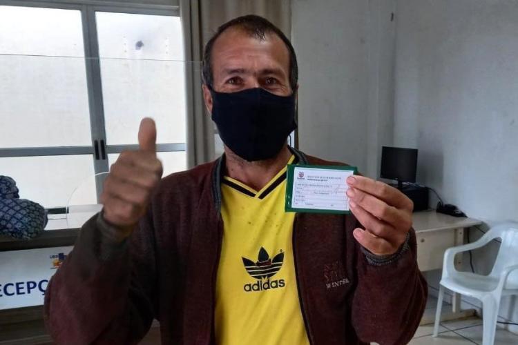 O Paraná ultrapassou nesta segunda-feira (28) a marca dos 5,5 milhões de vacinas aplicadas contra Covid-19. No total, foram 5.501.608 doses, sendo 4.179.365 primeiras doses (D1) e 1.322.243 segundas doses (D2), além de 5.182 doses únicas da Janssen, que imunizam com apenas uma aplicação.