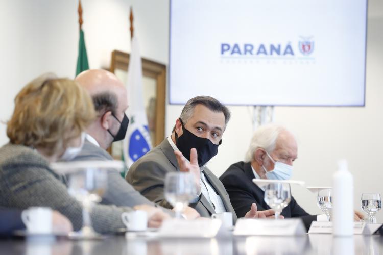 Com o avanço da vacinação, Paraná começa a criar escudo coletivo contra a Covid-19, diz Beto Preto
