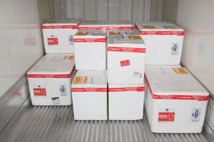 Mais 50,3 mil vacinas contra a Covid-19 para primeira dose são distribuídas