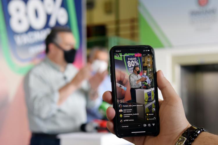 Paraná recebe 190 mil vacinas contra a Covid-19