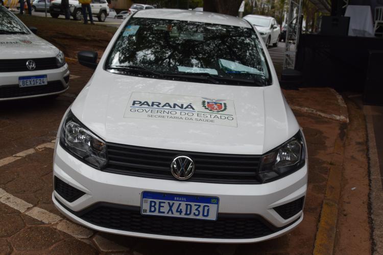 Estado entrega 47 veículos para a Saúde da Região de Umuarama e assina convênio de R$ 5 milhões