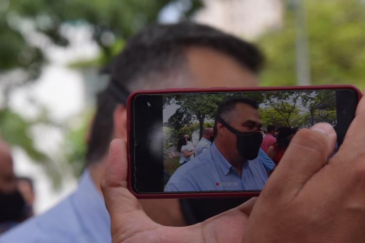 Estado entrega 47 veículos para a Saúde da Região de Umuarama e assina convênio de R$ 5 milhões