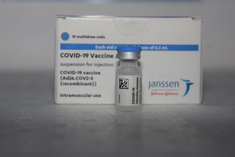 Mais 354 mil vacinas para dose de reforço chegam ao Paraná