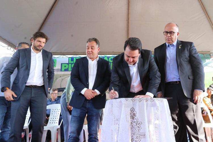 Governador confirma R$ 1 milhão para saúde de Cambé