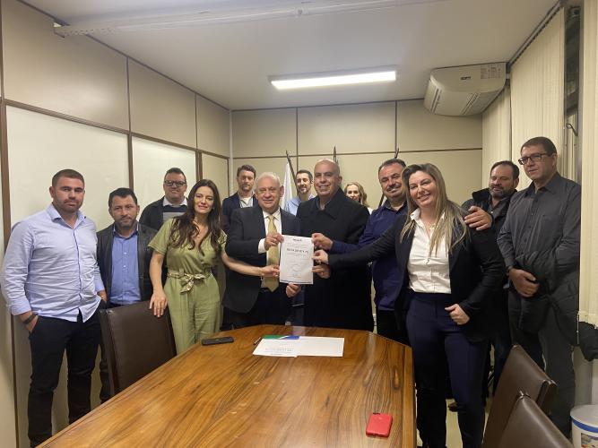 Saúde assina convênio de R$ 14,3 milhões para construção do Hospital Municipal de Salto do Lontra no Sudoeste