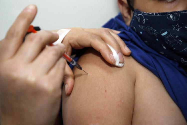 Após mutirão, municípios dão continuidade a ações de vacinação no Paraná