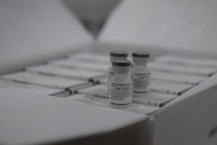 Sesa inicia distribuição de vacina bivalente contra a Covid-19 para início da campanha 2023
