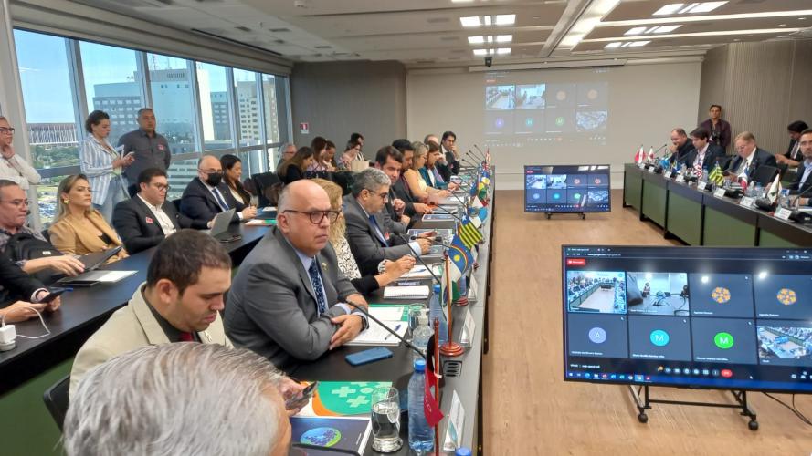 Estado reforça pedido de apoio para enfrentamento ao mosquito da Dengue em reunião do Conass