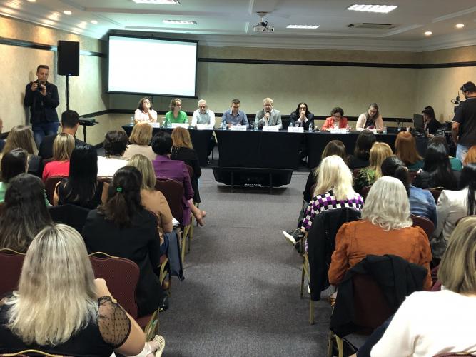 Paraná adota novas diretrizes sobre laqueadura e vasectomia voluntárias