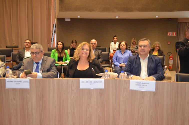 Em Brasília, Paraná apresenta experiência de plano de atenção à saúde, referência nacional
