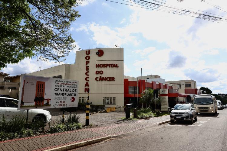 Com apoio do Estado, hospital do Câncer de Cascavel é habilitado para transplante de rim