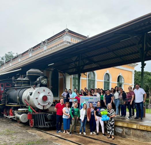 Com foco no cuidado materno infantil, Sesa promove encontro em Antonina para fortalecer Rede de Atenção em Saúde