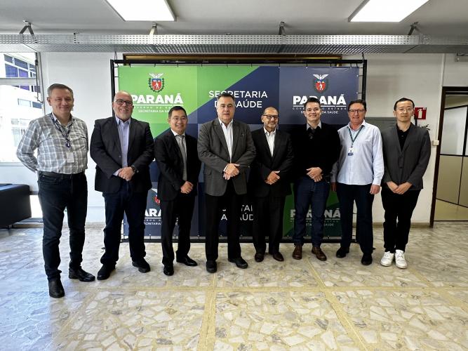 Secretário recebe representantes da farmacêutica Sinovac