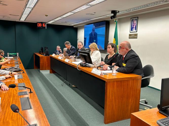 Secretário defende inclusão do rastreamento e diagnóstico precoce do câncer de pulmão no SUS