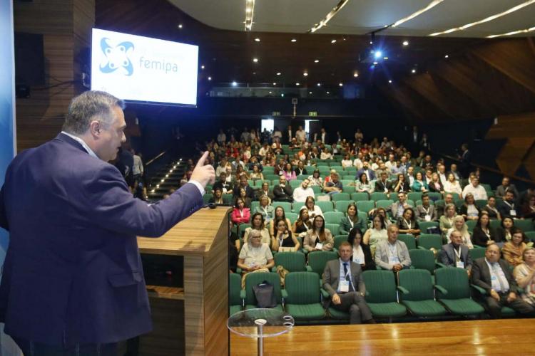 Estado reforça compromisso com hospitais filantrópicos em seminário da Femipa