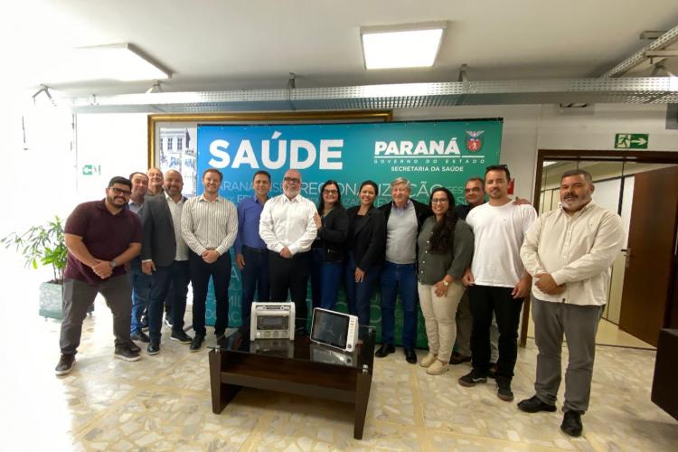 Sesa-PR reforça saúde na Ilha do Mel com entrega de equipamentos