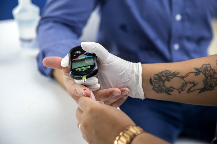 Sesa alerta para cuidados redobrados com o controle do diabetes durante o verão