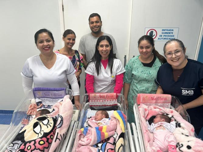 Hospital estadual celebra recuperação de trigêmeas após 24 dias de cuidados intensivos