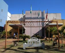 O secretário de Estado da Saúde Beto Preto entrega 57 novos leitos no Hospital Universitário (HU) de Londrina, sendo destinados exclusivamente aos pacientes confirmados e suspeitos da Covid-19, sendo 32 de UTI (adulto e pediátrica) e 25 de enfermaria. 20/07/2020