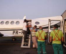 Paraná recebe anestésicos e relaxantes musculares do Hospital Unimed, do Rio de Janeiro. Uma aeronave do governo foi buscar. Estado também já está habilitado no processo de compra pelo Ministério da Saúde