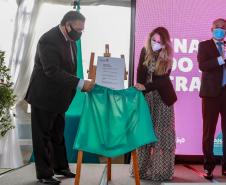 O governador Carlos Massa Ratinho Junior participou nesta terça-feira (01), em Curitiba, da inauguração do Erastinho, o primeiro hospital oncopediátrico do Sul do País. Idealizado pelo Hospital Erasto Gaetner, referência no tratamento de câncer no Paraná, a unidade recebeu investimento de R$ 30 milhões, sendo que mais de R$ 19 milhões foram destinados pelo Governo do Estado. O hospital é filantrópico e atende também pelo SUS. 