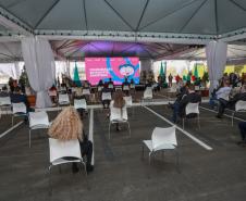 O governador Carlos Massa Ratinho Junior participou nesta terça-feira (01), em Curitiba, da inauguração do Erastinho, o primeiro hospital oncopediátrico do Sul do País. Idealizado pelo Hospital Erasto Gaetner, referência no tratamento de câncer no Paraná, a unidade recebeu investimento de R$ 30 milhões, sendo que mais de R$ 19 milhões foram destinados pelo Governo do Estado. O hospital é filantrópico e atende também pelo SUS. 