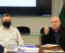 Secretário de Saúde debate novas regras para consórcios com representantes municipais