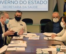 Secretário de Saúde debate novas regras para consórcios com representantes municipais
