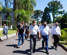 Governador e secretário da Saúde visitam Hospital de Dermatologia Sanitária do Paraná 