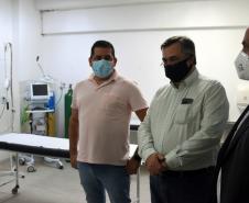 Governo entrega novos veículos para auxiliar no atendimento de saúde em Antonina