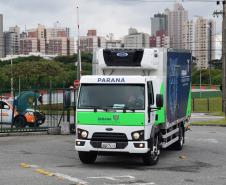 Paraná recebe 102.500 unidades da vacina AstraZeneca e já inicia processo de distribuição