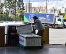 Paraná recebeu neste sábado mais 240,4 mil doses da vacina contra a Covid-19