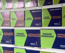 Paraná recebeu neste sábado mais 240,4 mil doses da vacina contra a Covid-19