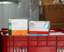 Paraná recebeu neste sábado mais 240,4 mil doses da vacina contra a Covid-19