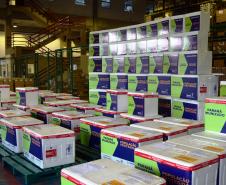 Paraná distribui 369,6 mil novas doses e começa a vacinar idosos acima de 70 anos