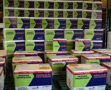 Paraná distribui 369,6 mil novas doses e começa a vacinar idosos acima de 70 anos