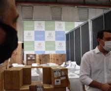Governo distribui quase 100 mil medicamentos de intubação para hospitais e prefeituras